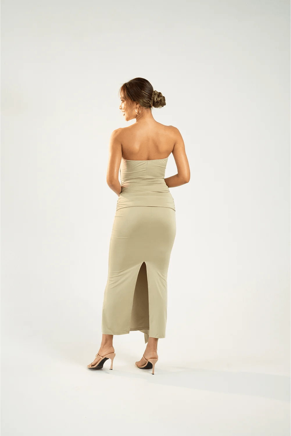 HELENA MAXI DRESS - Livira Fashion