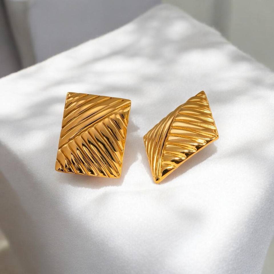 Ivana Earrings - Livira Fashion